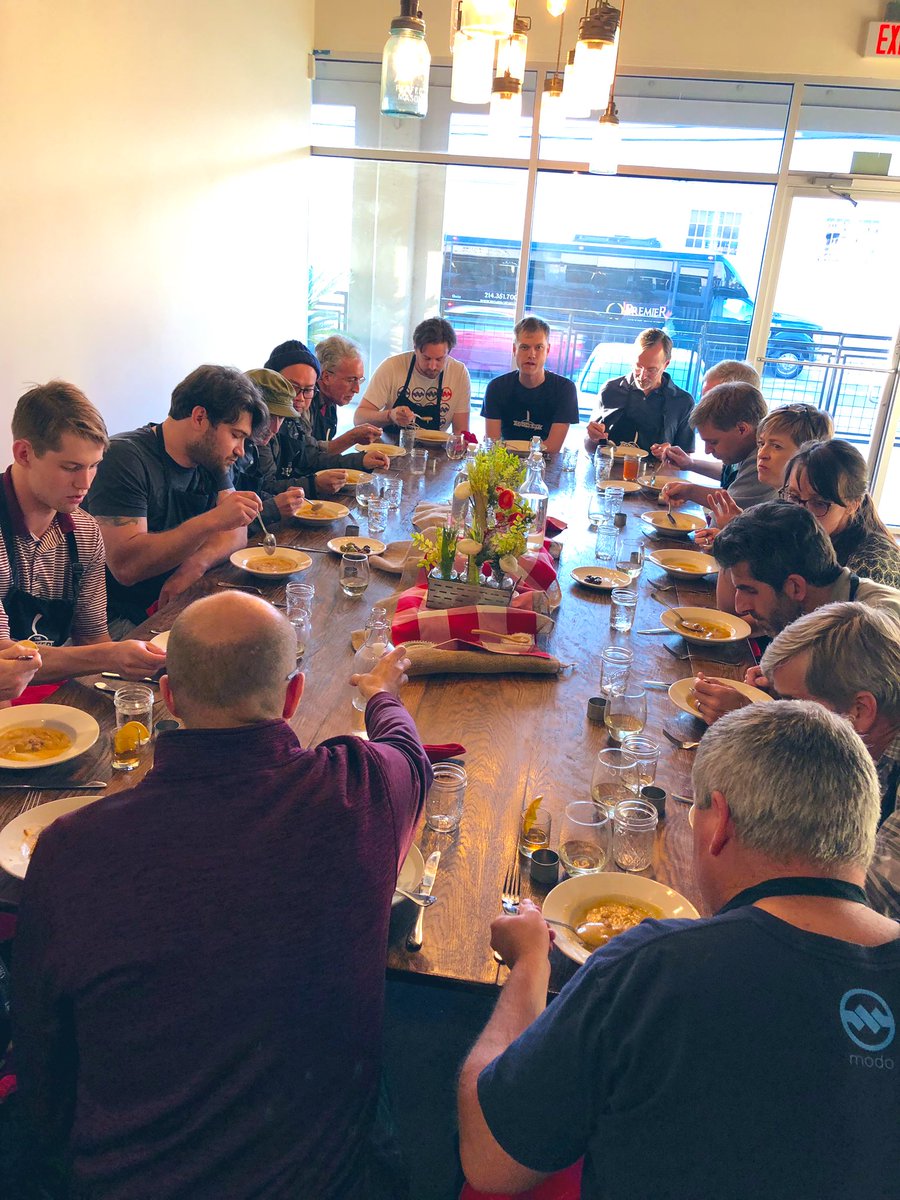 ModoPayments's tweet photo. Another #ModoWeek dinner in the books. This time we got to make the food ourselves! Super great times with super great Modonauts. You think you want to be a Modonaut? Check our open listings at https://t.co/d4JLKE5Xfs https://t.co/odrADFLibI