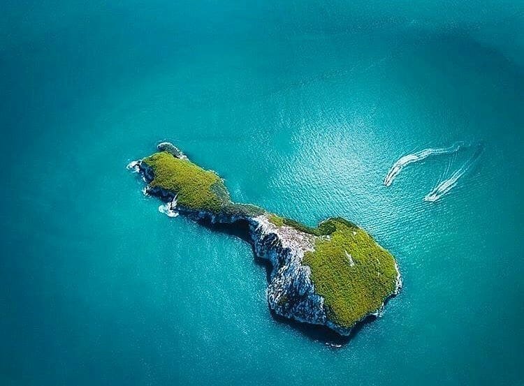 la_cascara's tweet photo. #CascaraRepost para @airpanama - Siempre hay algo nuevo que ver en las costas de Panamá ¡Conoce Isla Farallón!
.
.
📍Isla Farallón, Riviera Pacífica, Coclé .
.
📸: @jackson.groves .
.
.
#Farallon #RivieraPacifica #Cocle #beach #ohwieschönistpanama #discoverearth https://t.co/f2GReHOsCV