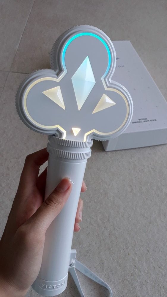 Victon - Vickybong- so dainty and pretty but also looks like it would hurt ...