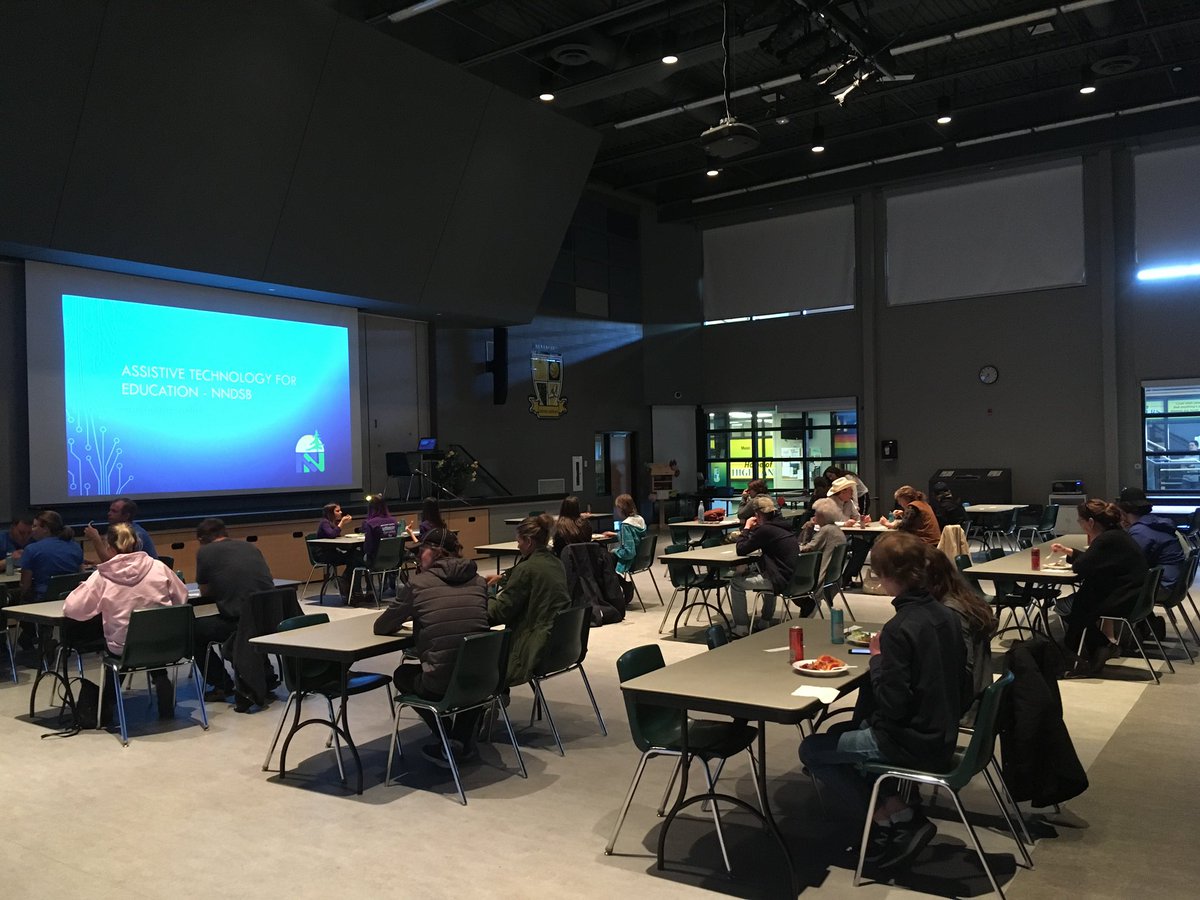 AlmaguinH's tweet photo. Big thanks to Mr. Kenzle for a delicious and decadent dinner for tonight’s Tech Connect Parent event.  #weareallLearners https://t.co/mivIWtS654