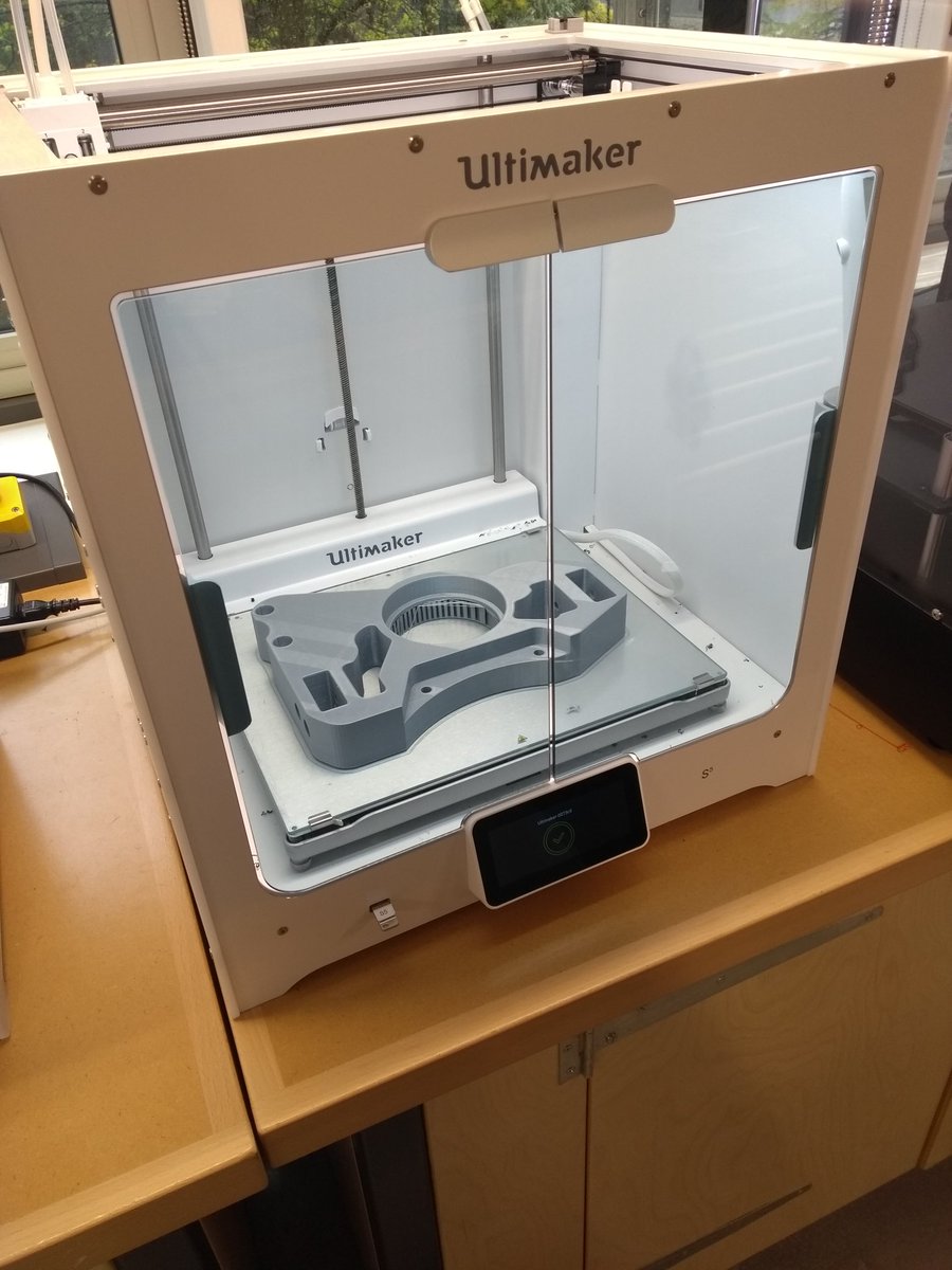 We've also been printing some parts for <a href="/WarwickRacing/">Warwick Racing</a> on the <a href="/UltimakerGB/">UltiMaker GB</a> 5S! #bigprints #lastminprep
