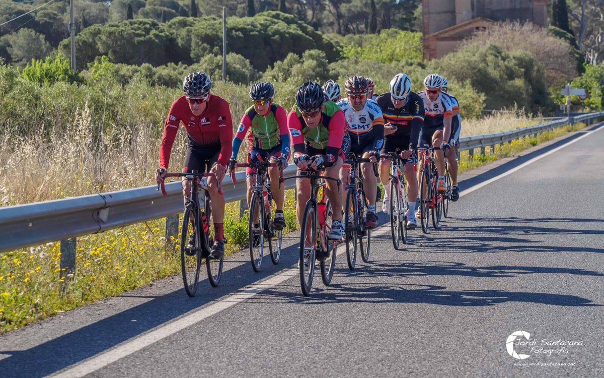 Cycling_CD's tweet photo. Dies intensos de training camps amb diferents clients francesos! Seguim pedalejant per la Costa Daurada! https://t.co/g3wbl12iNT