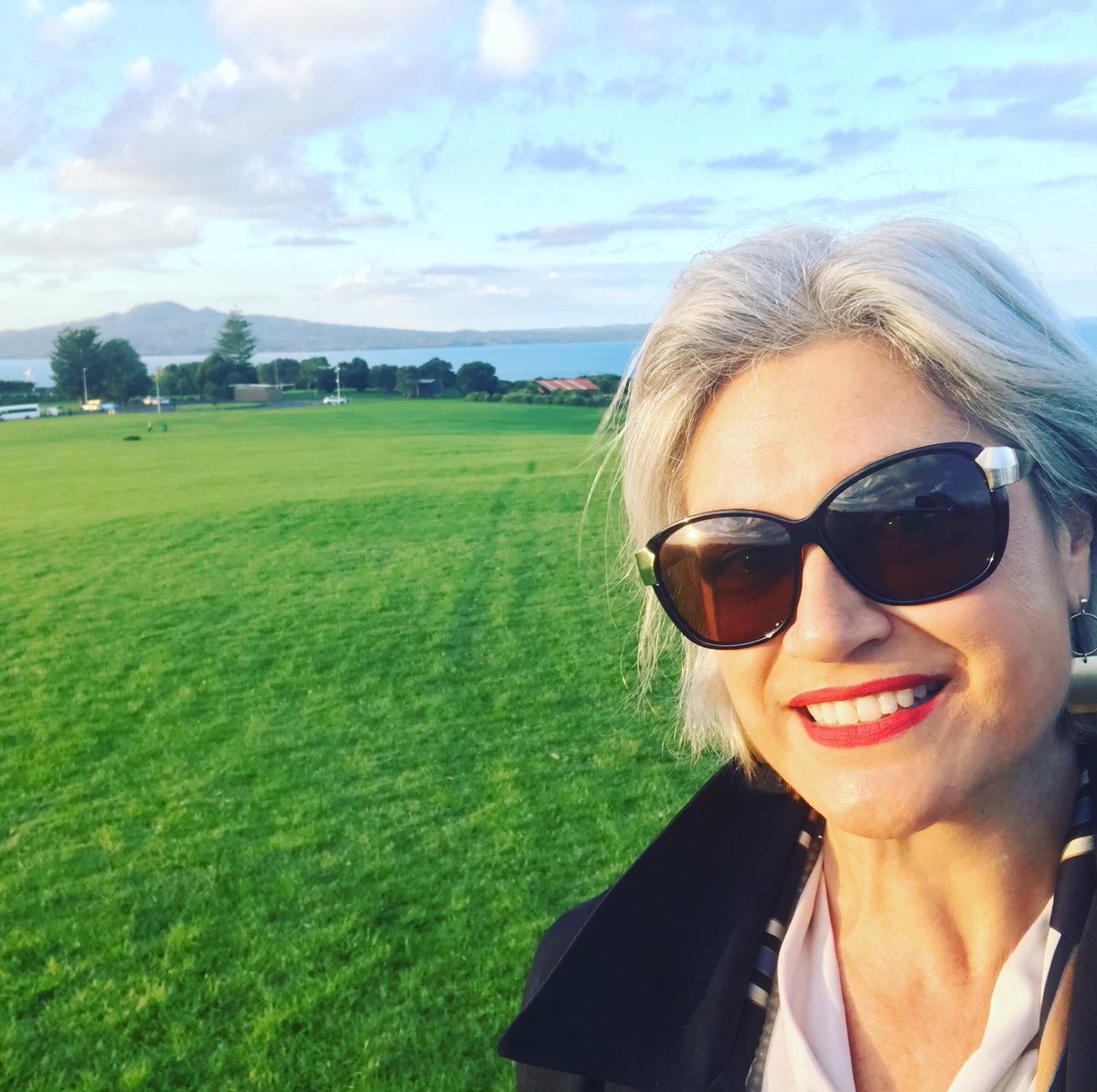 Takaparawhau-Orakei marae (formerly the bastion of unrest) now restfully peering over to Rangitoto. A quiet moment before the powhiri for the Sth Pacific Tourism Expo. Speaking up on NZMaori Tourism - ethnicity authenticity experiences😁