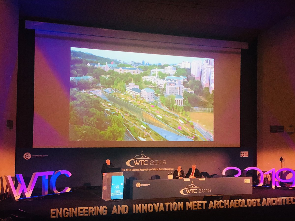 Wonderful to hear Dominic Perrault talking about ground-scaping approaches for creative urban planner with a fluid ground surface <a href="/ItacusF/">ITACUS for an urban underground future</a> <a href="/ThinkDeepUK/">TDUK</a> #wtc2019