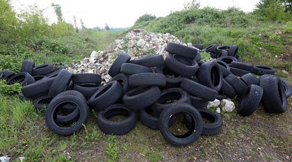 Und schon wieder: Illegaler Müll abgeladen: wetterauer-zeitung.de/586374