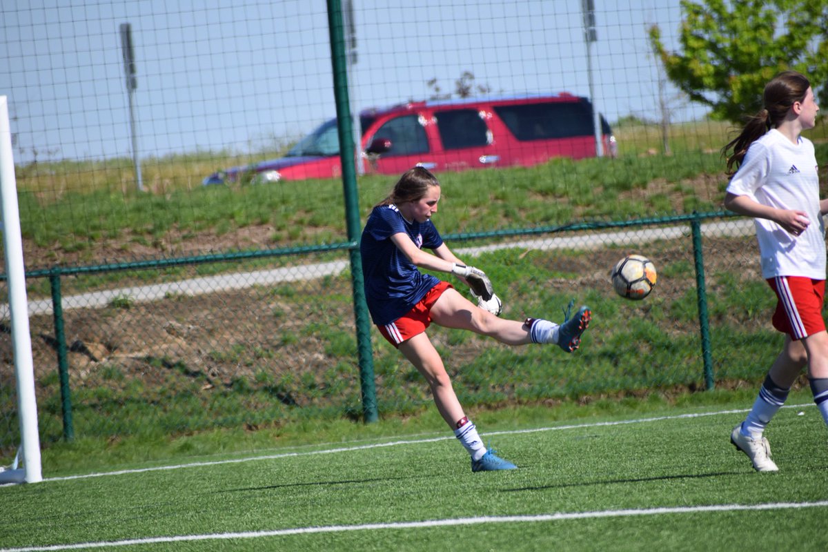 WUFC07DashNavy's tweet photo. Dash Navy wrapped up Heartland D1 league games last weekend with a win! Good experience playing higher level competition, discovering areas needed for improvement, and seeing progress made! https://t.co/wV1u3Wc609