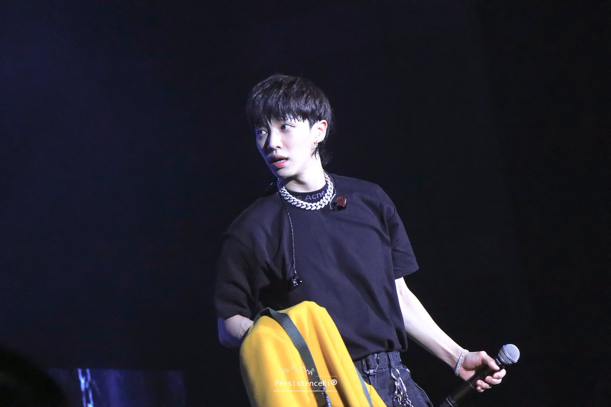 ThisDAY330's tweet photo. #이기광 #기광 
.
.
@B2stGK 
나 되게 열심히 참고 있었어
나는 네가 너무 보고 싶었어
<풍선껌>
.
.
#이기광_웃으며인사해 #이기광_너없인_Nothing #익익왕 #사랑해 #PersistenceKi
D-560 더 좋은 사람이 될 때 다시 만나요.
https://t.co/bGt5J5EwMV https://t.co/KaYD3WCECt