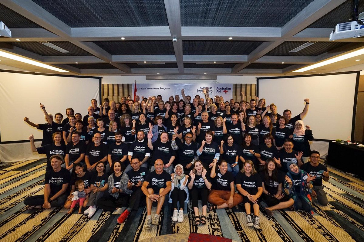 Australian Volunteers Program tweet media