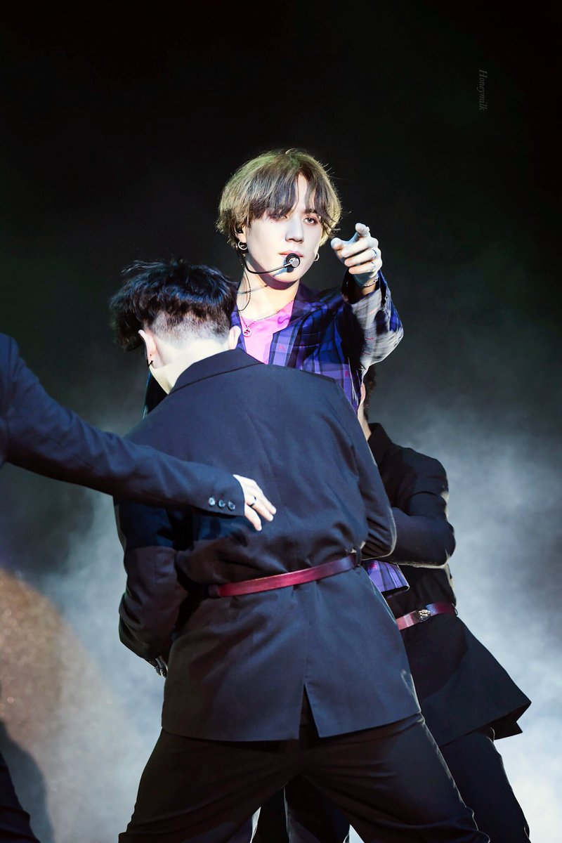 honeymilk1117's tweet photo. 📸
Lights, camera, action
#유겸 #Yugyeom #GOT7 #jus2 https://t.co/Kr9MgzA3a3