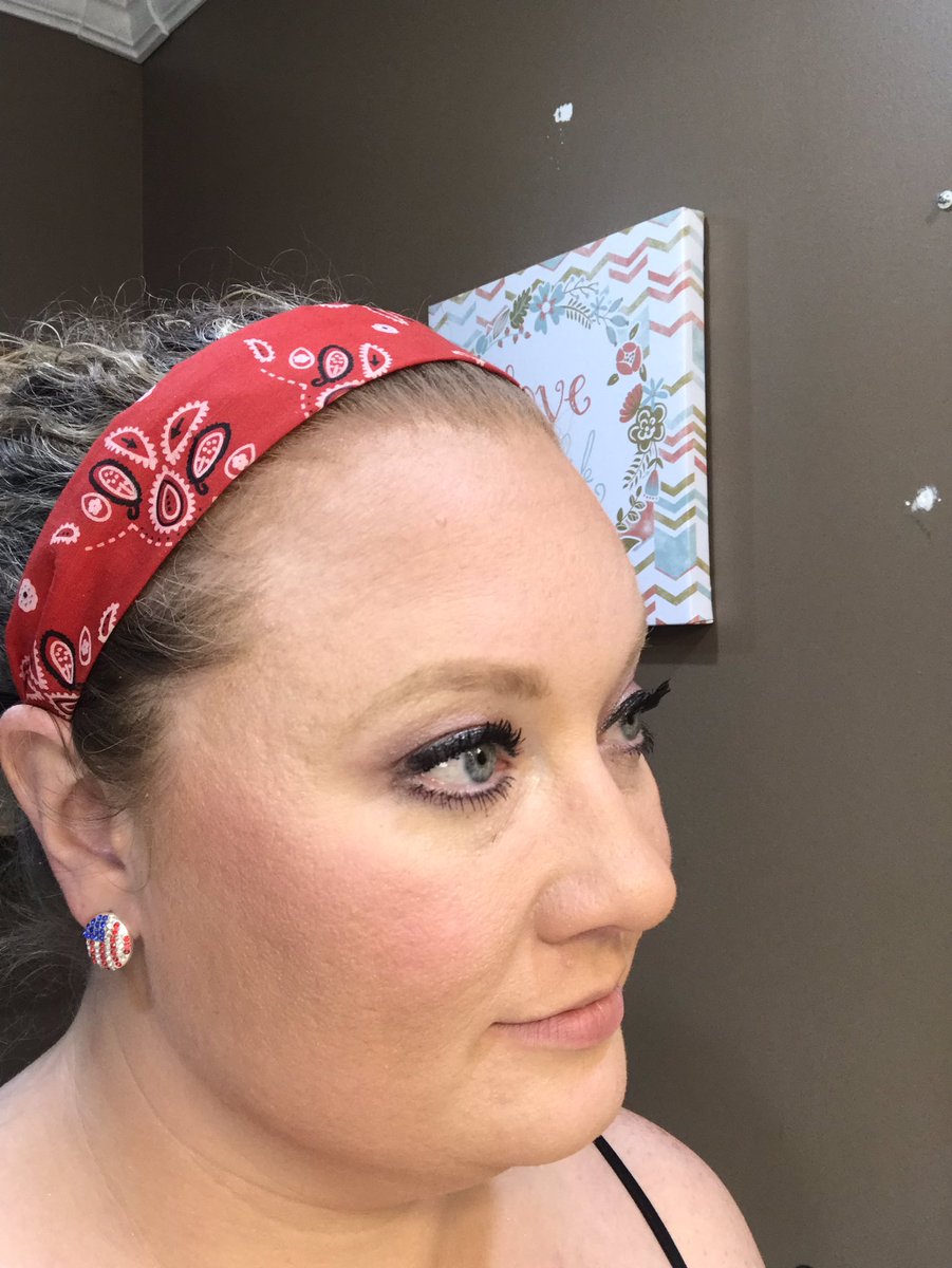 MrsAshleyDotson's tweet photo. Not your momma’s mascara but it could be!! https://t.co/PHxF2FNbXs