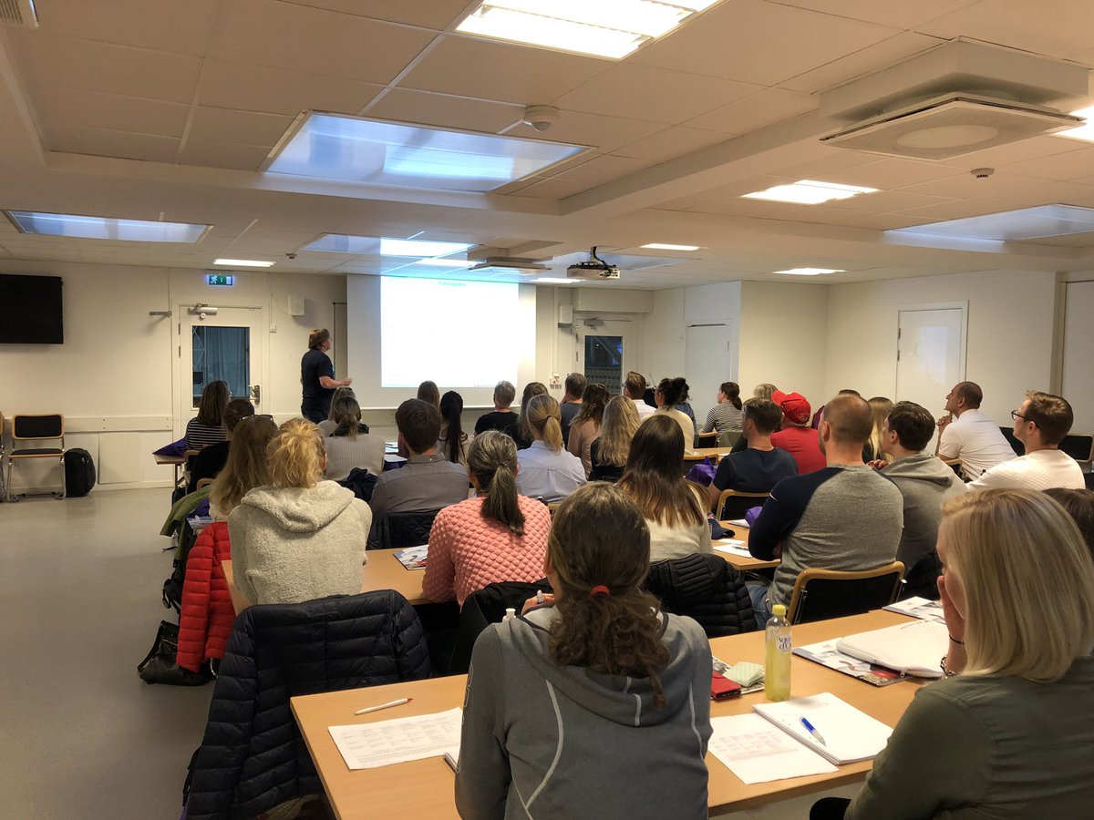 bergmartin1's tweet photo. SFAIM Steg 1 idrottsmedicin i Helsingborg har idag startat med träningsfysiologi!@RedaktorSfaim @IdrottsMedSyd https://t.co/03G2BftHLk