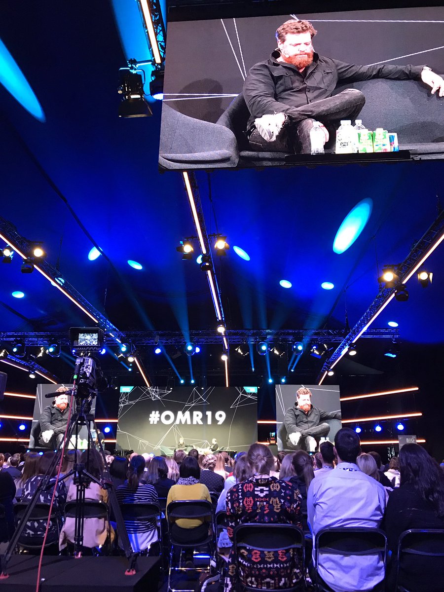 karsch_consult's tweet photo. #Management by #freejazz learning from the best #birkenstock #omr19
#digitalisierung einfach zusammensetzen und losspielen, manchmal kommt ein guter Klang raus manchmal nicht... aber man macht Musik 🤪 https://t.co/vwdTV8abb4