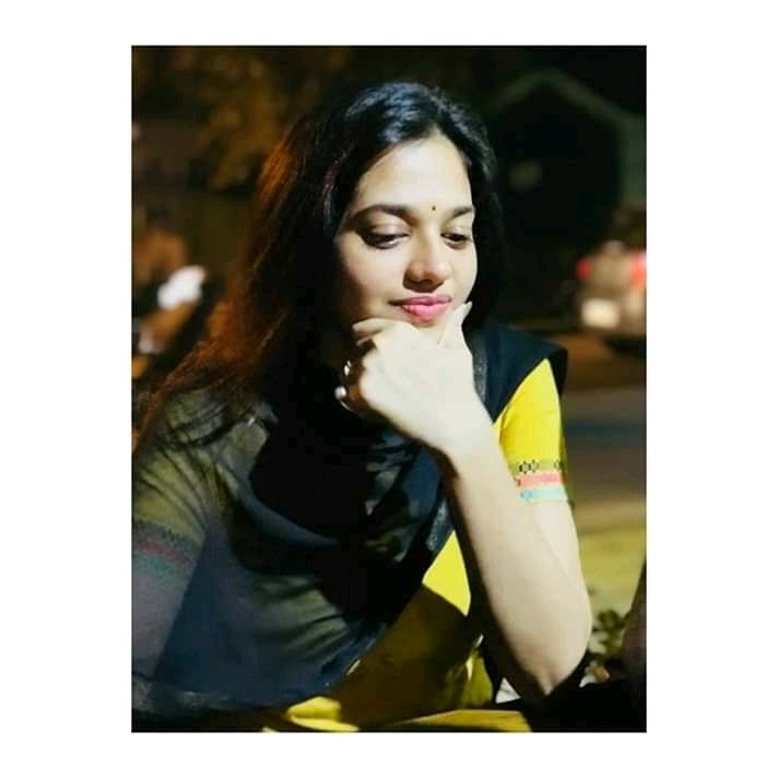 KhokanG54463769's tweet photo. Mst beautiful #grojeous @Shrutii_Sharmaa #cute smile as #dhanak for #Gathbandhan ...♥♥♥♥ https://t.co/JxiLVpS64o