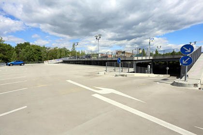 Parkstraße Bad Nauheim: Autoschlangen trotz Pilotprojekt: wetterauer-zeitung.de/586320 #BadNauheim