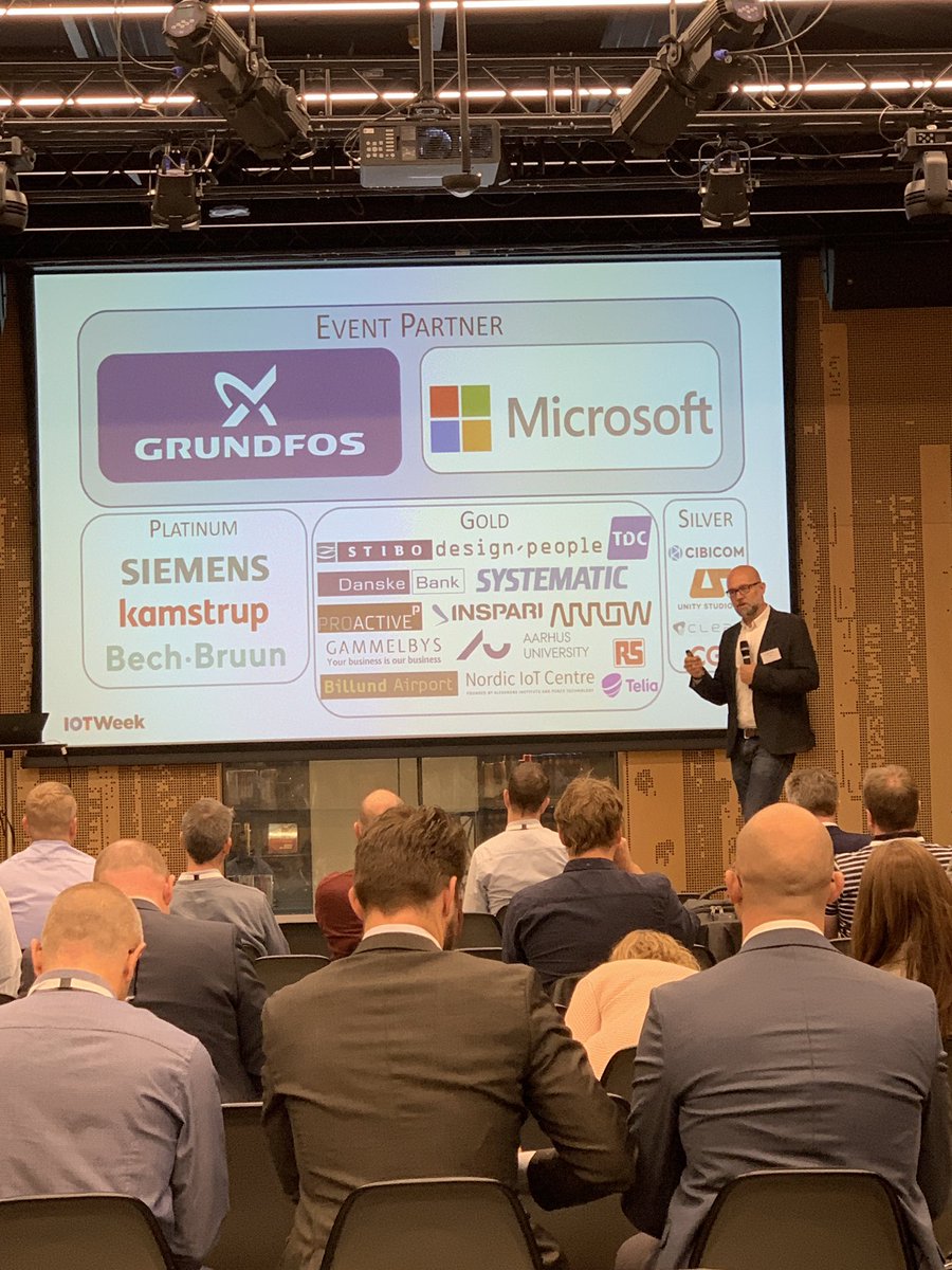 DigitalLead tweet media