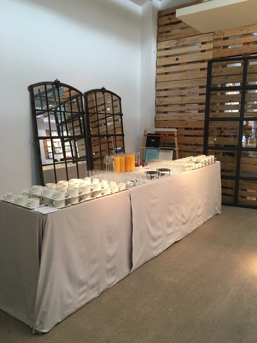 lvprietog's tweet photo. A punto de comenzar nuestro#8foro.@preditecirm @grupoalava #mantenimiento https://t.co/FzjLWcR65S