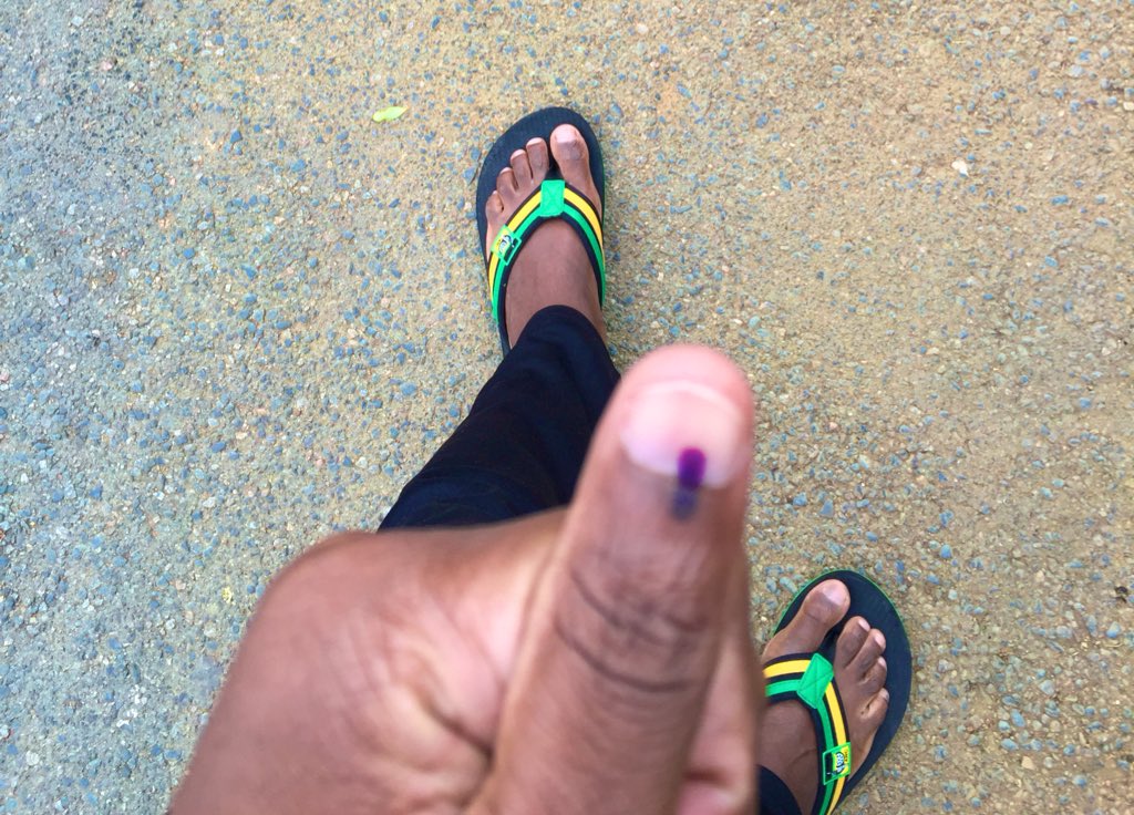 Khumbu_M's tweet photo. Just did my part and voted for @CyrilRamaphosa and @GautengANC under the leadership of Mr Makhura. Xava le flip flops colors #ANCLives #ThumaMina #Siyanqoba #IvoteANC #IVotedANC ✊🏿✊🏿 https://t.co/G3SVK3QHxn