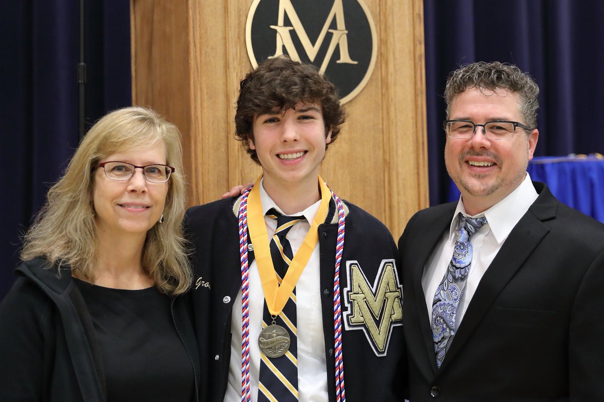 Johntgrove's tweet photo. Thanks ⁦@MVPSchool⁩ for all that you have done for our boy.  #valedictorian #proudparents #mvpschool #mvupper https://t.co/J1O5cs0CIU