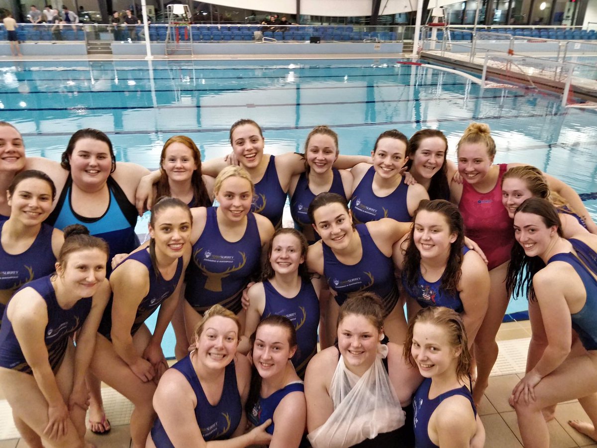 A big well done to our girls who played their last game of the season against @UoSSwimPolo last night! Amazing effort from you all 💙