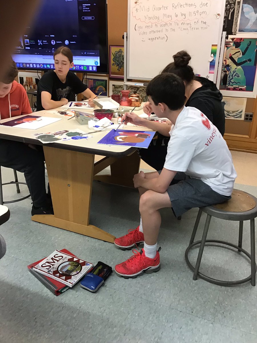 j_fass's tweet photo. We are back to painting in 8th grade art! #fountain #scarsdalemspride https://t.co/ewDIZ0KNtX