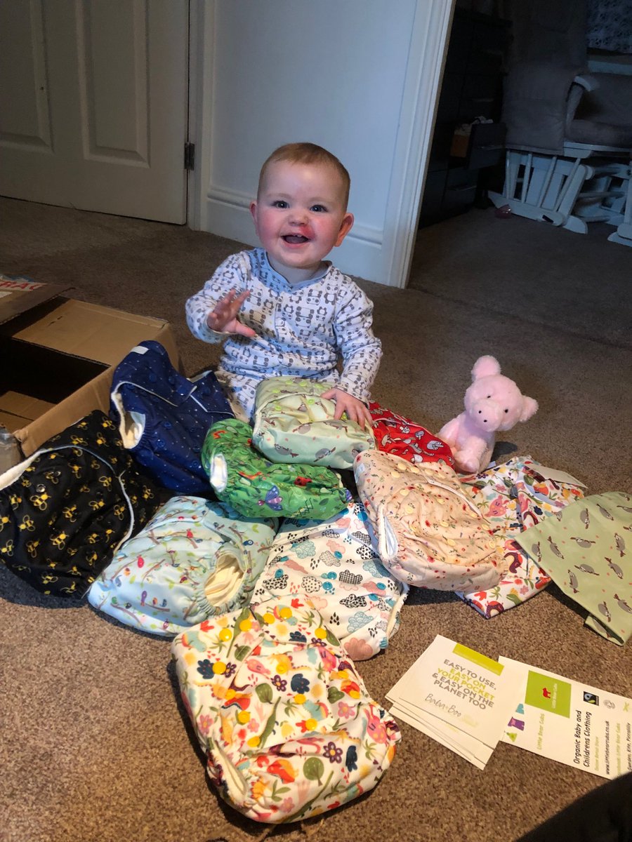 JessMc1993's tweet image. New nappy day for Lola #babaandboo #realnappies #reusable #saynotosingleuseplastic 😍#plasticpollution #zerowaste I’m in love!! Can never have too many #nappies 😆