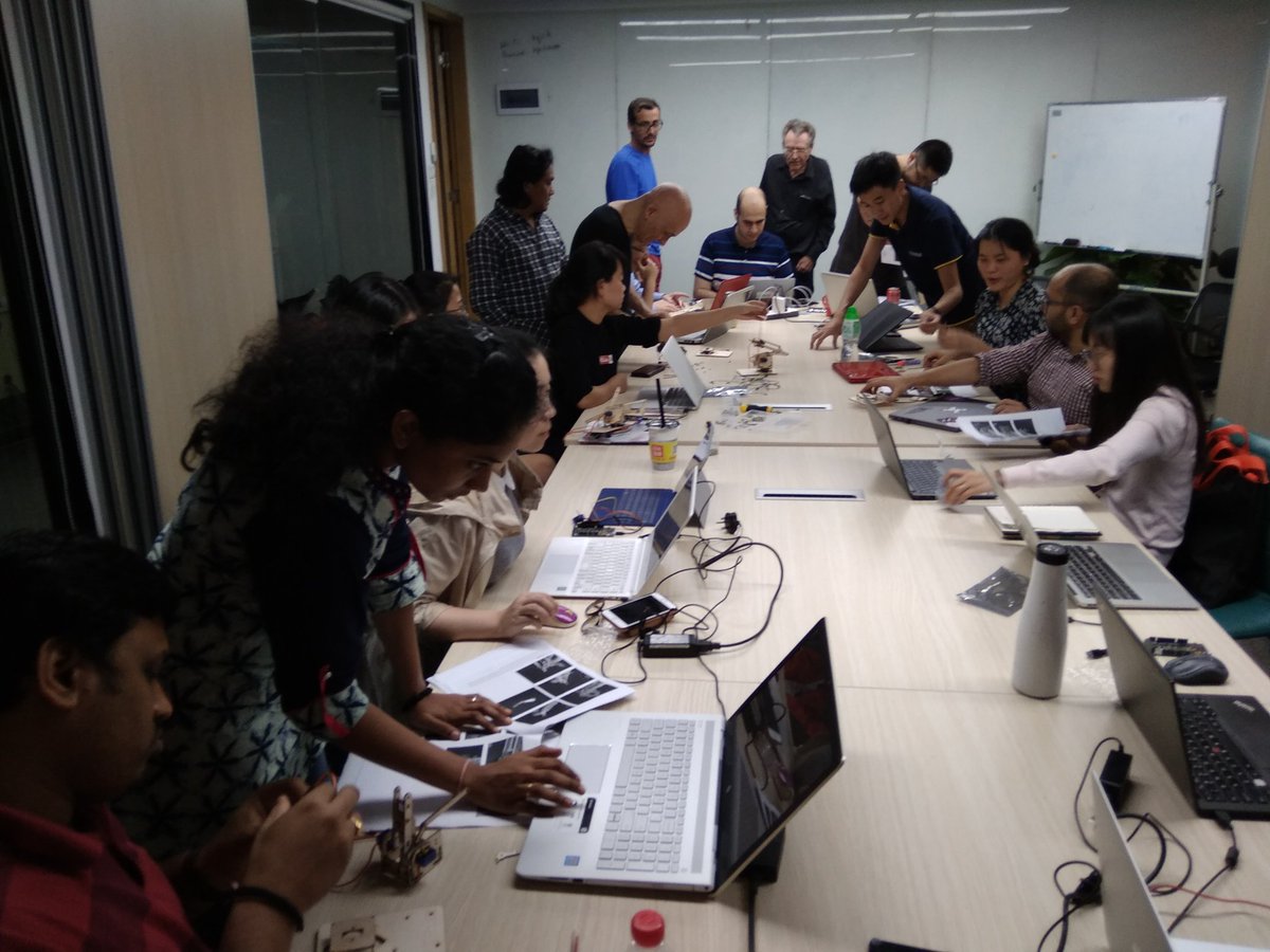 mariobehling's tweet image. #PythonGirls meetup #Shenzhen! Great turnout for @marcoagutier&apos;s @fossasia #OpenSource #openhardware @pslabio #Robotics workshop at Troublemaker. Let&apos;s make all #layers free and open! @hpdang @opntec. Thanks for hosting + organising @kele_006! #FOSSASIAAcademy
