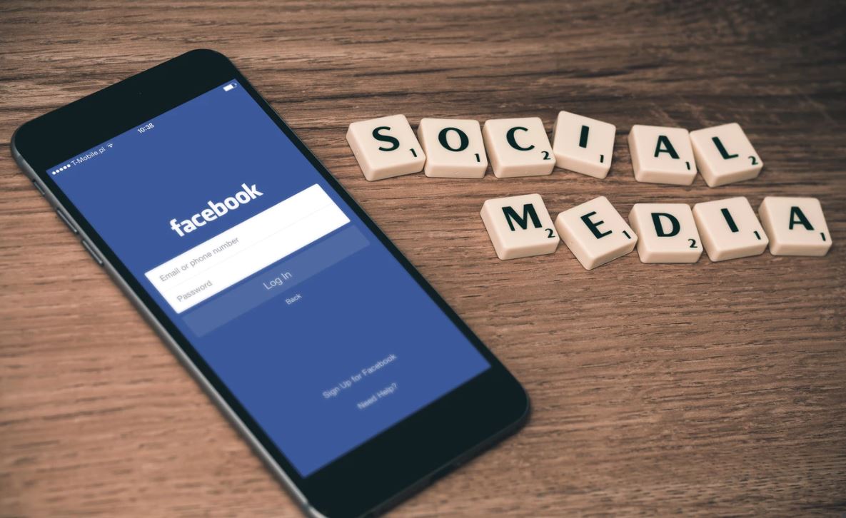 UWE_Business's tweet photo. Interested in learning the hard and soft skills needed to succeed in a future digital economy workforce? 

Join @Future_Space_ on 16 May for Facebook's Digital Skills Training Programme Workshop. Find out more here 

https://t.co/8xYQJW24S2 https://t.co/j66iTj4OoH