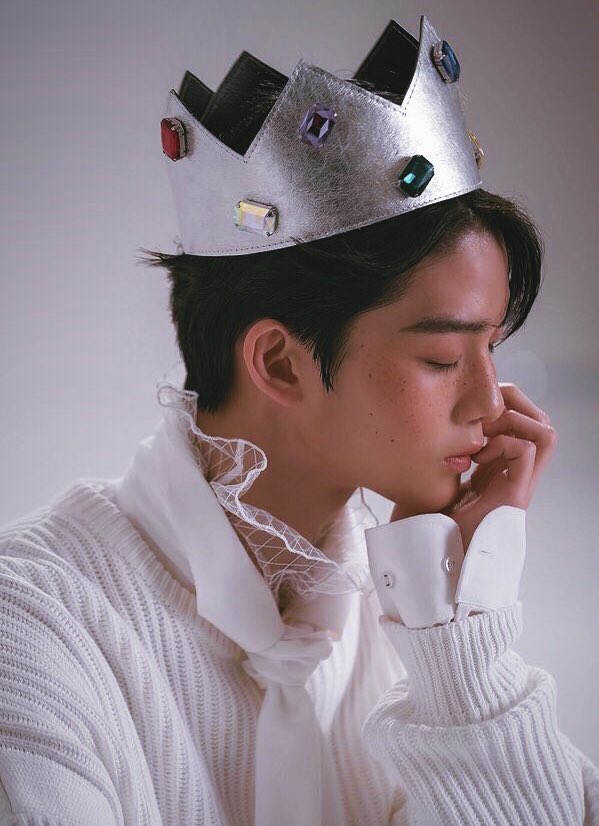 bjyedit's tweet photo. the man that you are today

#배진영 #BAEJINYOUNG https://t.co/M9FHyqg4Lz