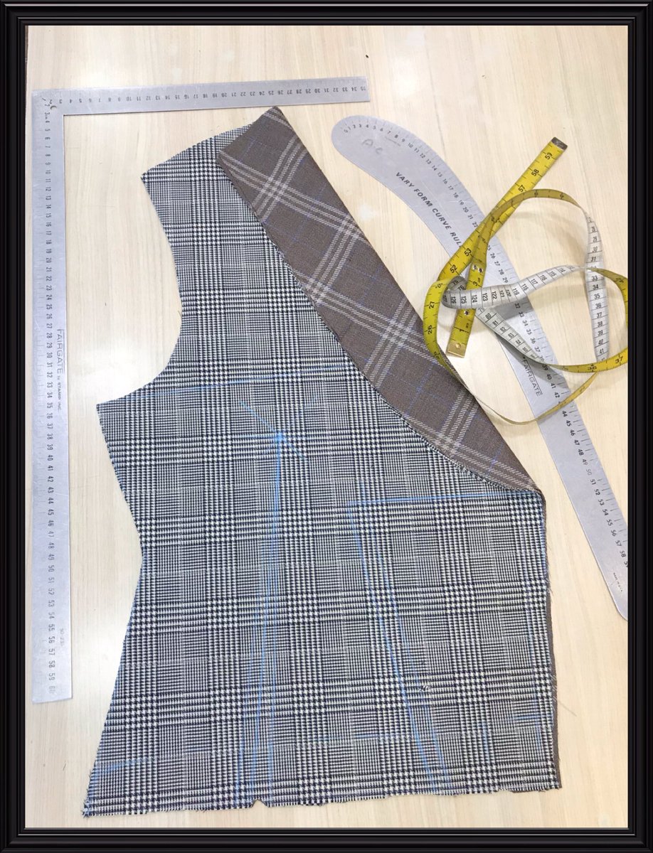 ABespoke08's tweet photo. #waistcoat #frontpanel #savilerowstyle #london https://t.co/CxMo904iIH