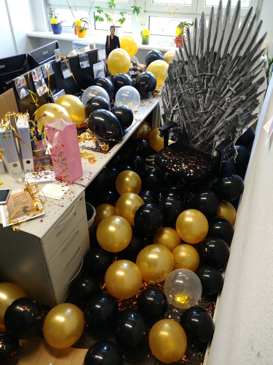 SFischerBRZ's tweet photo. Wieder #Geburtstag und immer noch nicht den richtigen #Job gefunden? Dann schau mal hier https://t.co/tfbVlf7KYh #BRZ #coolesTeam #Nürnberg #Leipzig @brzdeutschland https://t.co/bqFwenJVFW