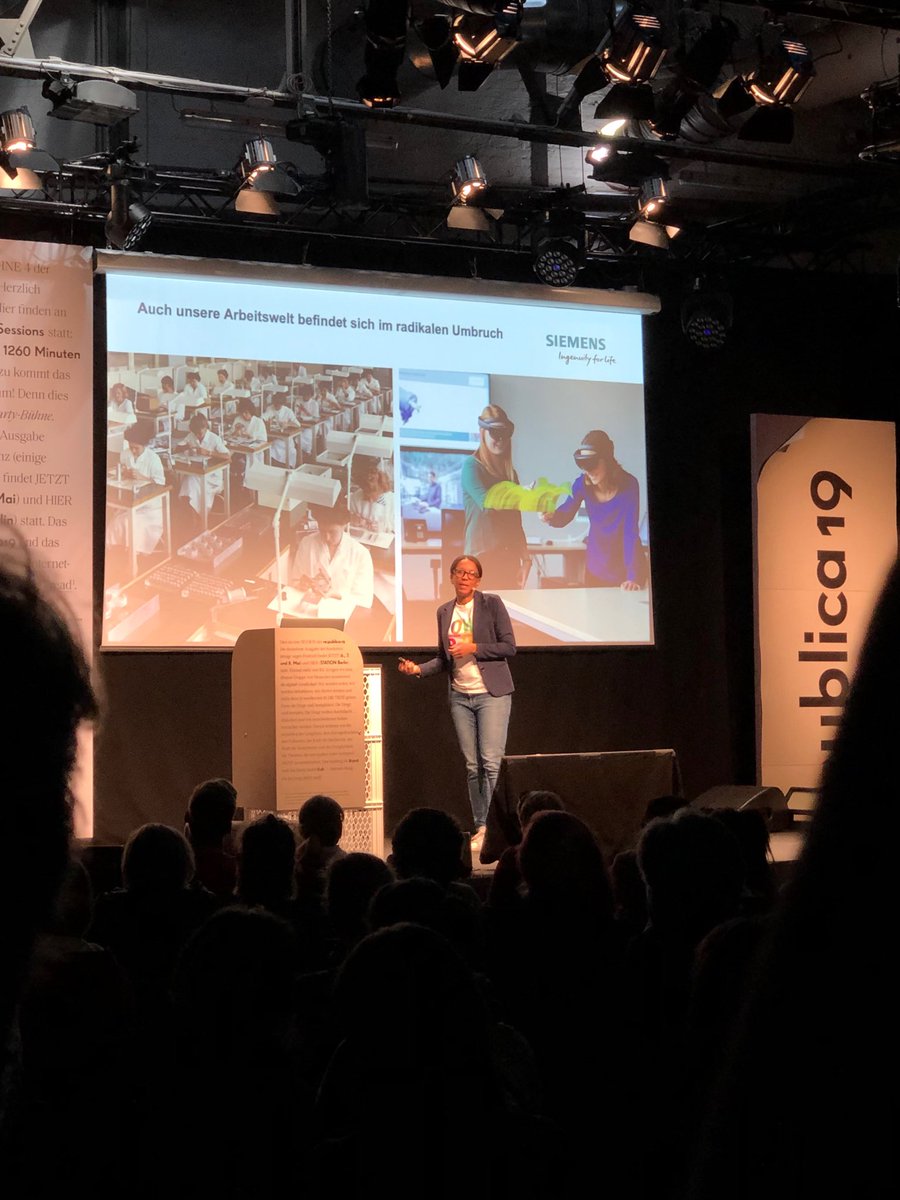 AndreaTschaban's tweet photo. Janina Kugel ⁦@Siemens⁩ talking about #digitaltwin at #rp19 https://t.co/byv8e48nDw
