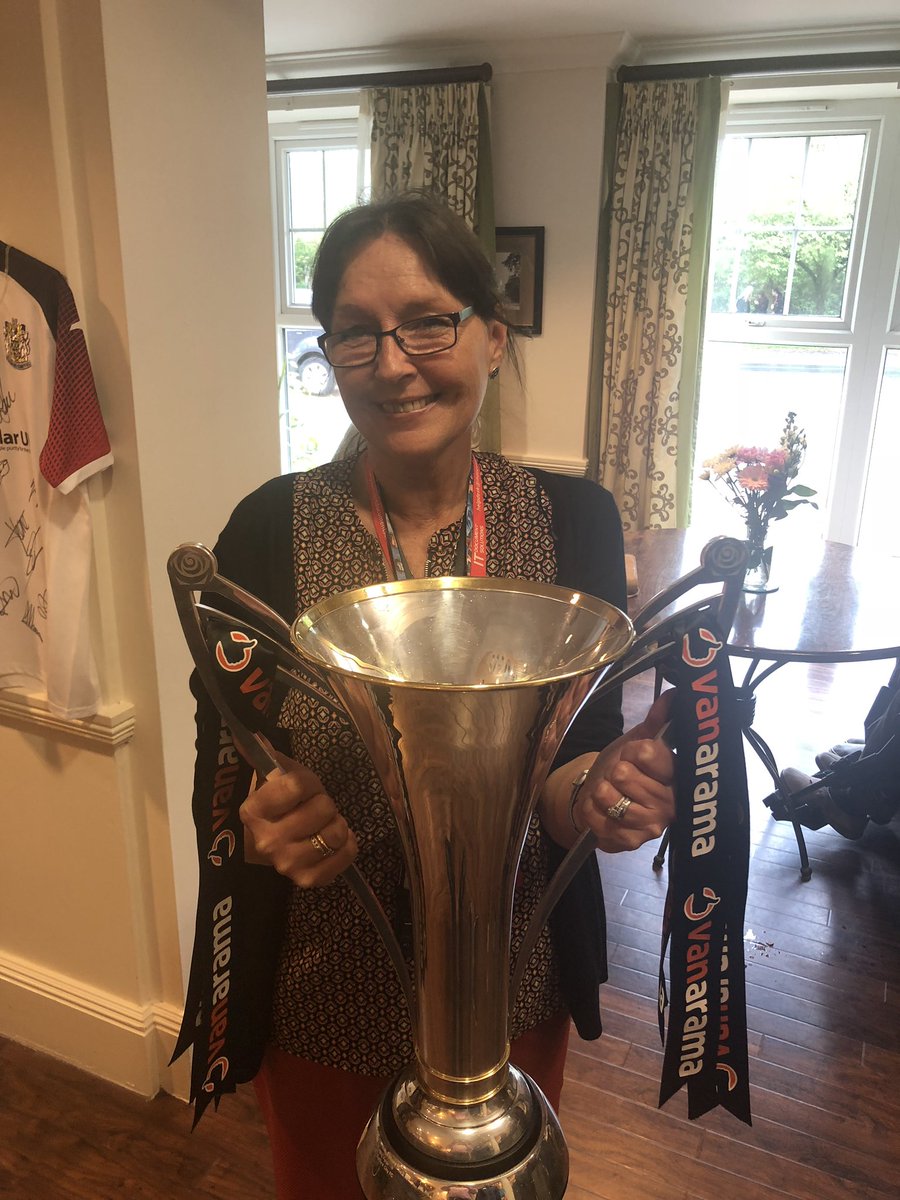 Bkwild1's tweet photo. Our local football club @StockportCounty shows off their Well deserved National League Trophy to our residents and a raffle to win a signed shirt.. ⚽️🏆@SunriseSrUK @jgh1971 @LinaKlen https://t.co/aWpa1jwVnp
