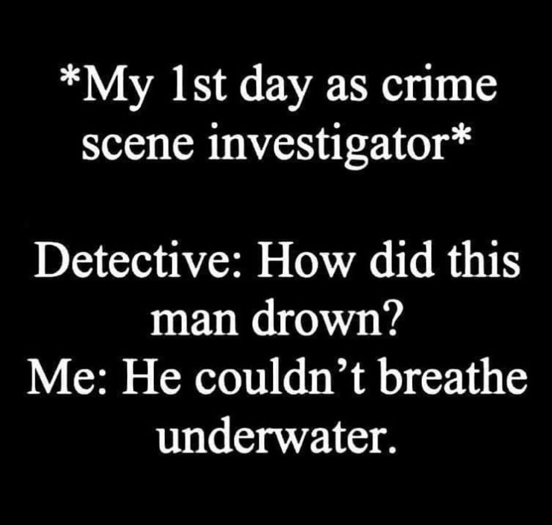 I’m Detective Inspector Simone Clark in My #film #twograves on @netflix now! 
#WednesdayMorning #jokes below 👇🏾🤪