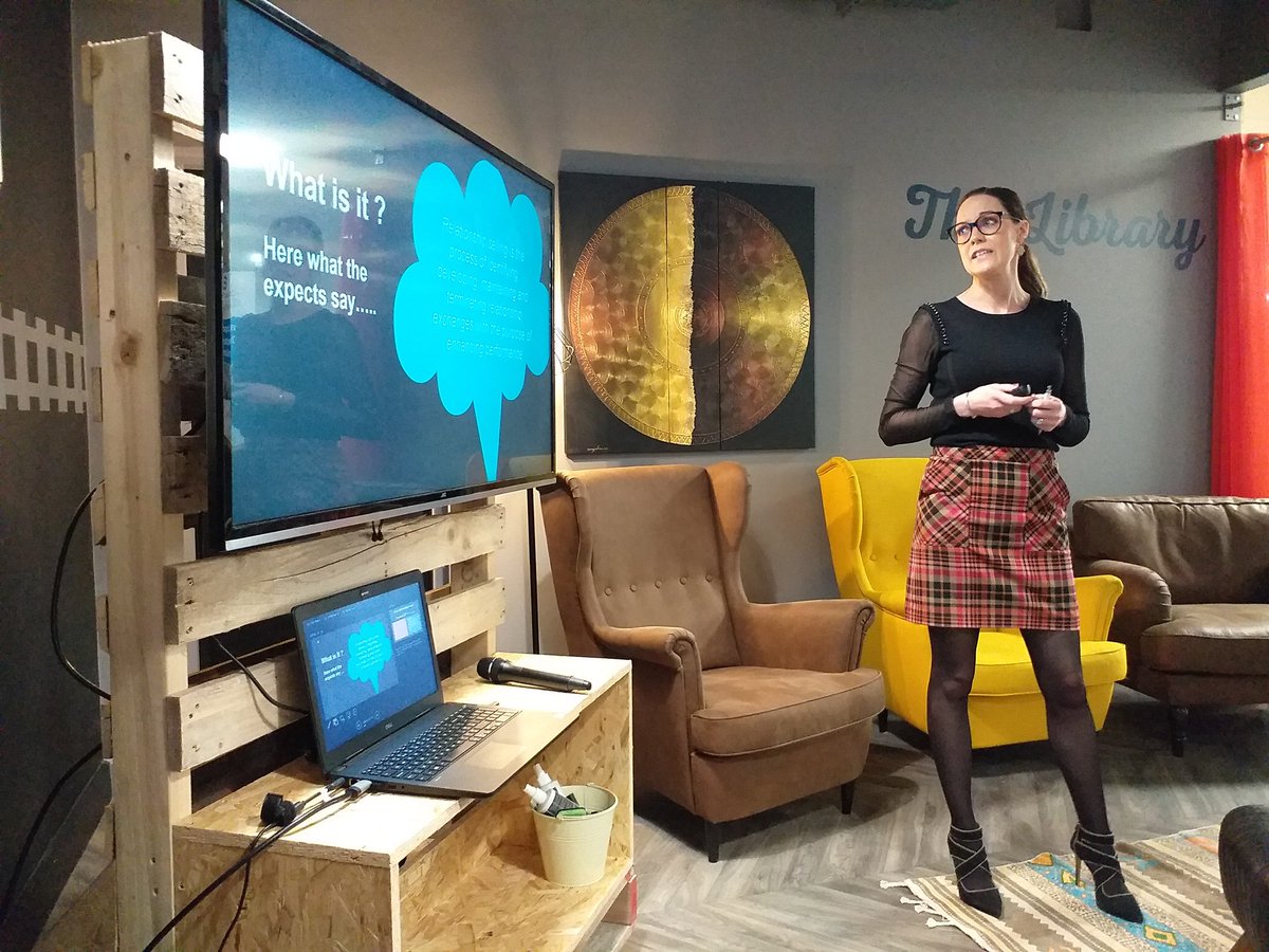 TTMGroup's tweet photo. Adapt a partnership mind-set, build relationships with your customers and clients. Paula Mc Donnell, our MD. #MakingItHappen @LEOCountyClare https://t.co/bsUG3zftQc