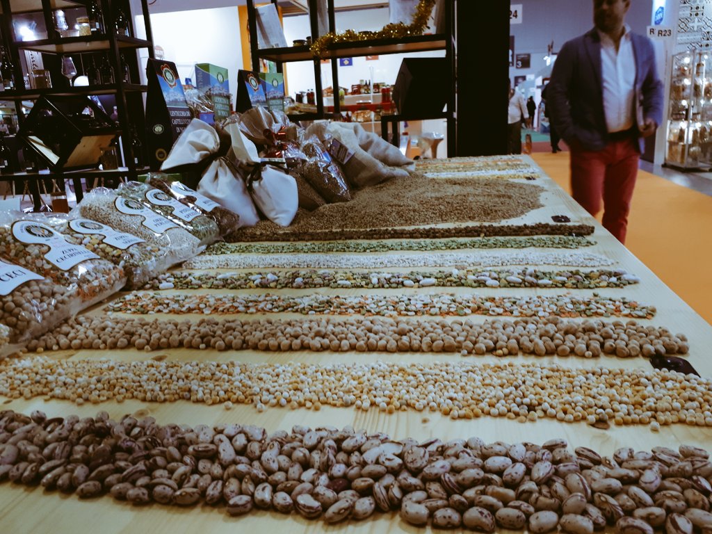 paolettacapo's tweet photo. #Today #Topstory by my #Followers #RT @FieraMilanoSpa: 'Il #food non è più solo ciò che si mangia ma anche tutto quello che sta dietro alla gestione, conservazione e consumo delle materie prime di cui è fatto.
#Intellig… https://t.co/LlC5S4wkmE, see more https://t.co/ATzwUlI2se