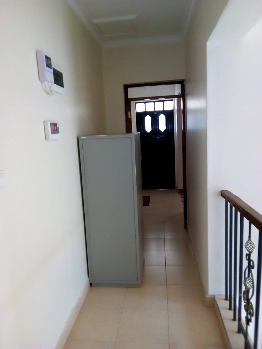 Crestmont7's tweet photo. At THIKA, this unique maisonette is Fully furnished, ready for occupation. 5 bedrooms, a servant quarters, it has cameras and sensors on all windows, doors, and gate.
It has a razor fence all around. The land occupied is 1/8 acre.
Price is 17m. #furnished #property #Executive https://t.co/yV7vuMAQqC