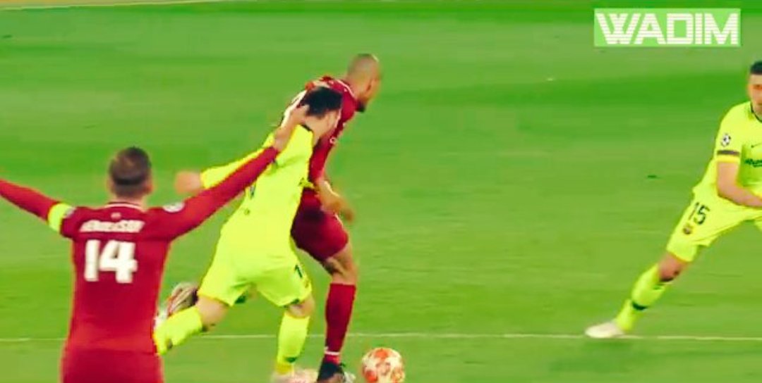 ehraz08's tweet photo. Your GOAT was no where to be found at a very crucial time when he was needed . Lionel Missing . 

#Messi #Cr7 #ChampionsLeague #livvsbar https://t.co/gBi3lN0cQ8