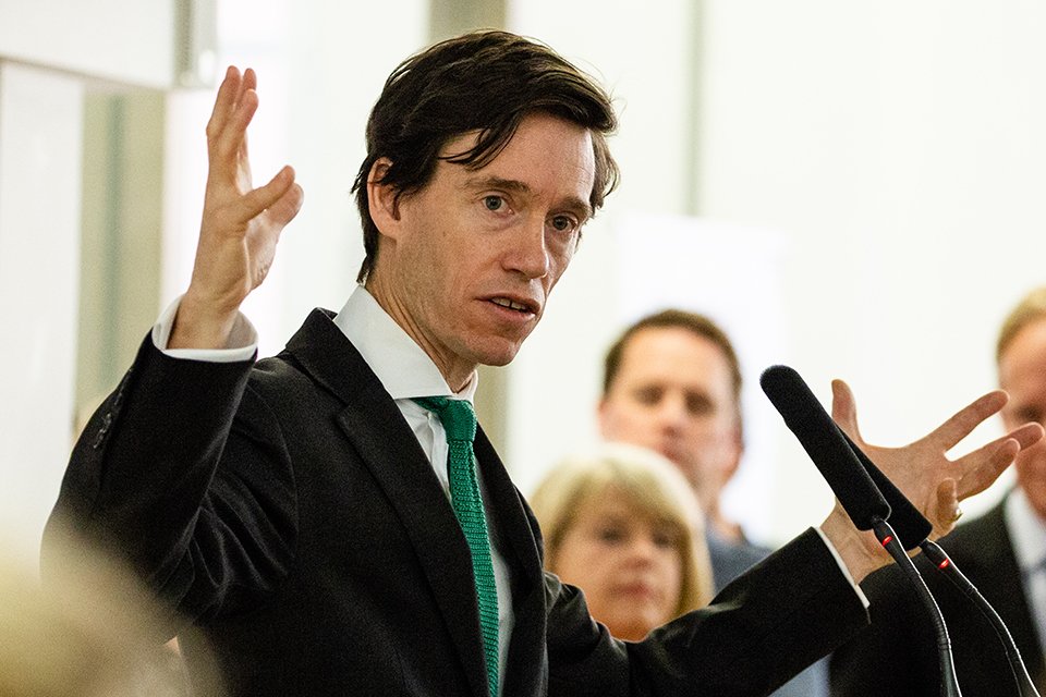 DFID_UK's tweet photo. "As International Development Secretary, I want to put climate and the environment at the heart of what this government does to protect our planet for future generations."

@rorystewartuk statement on @CommonsIDC report about #UKaid and climate change: https://t.co/ae9fOwoYUh https://t.co/azxgXeKCcE