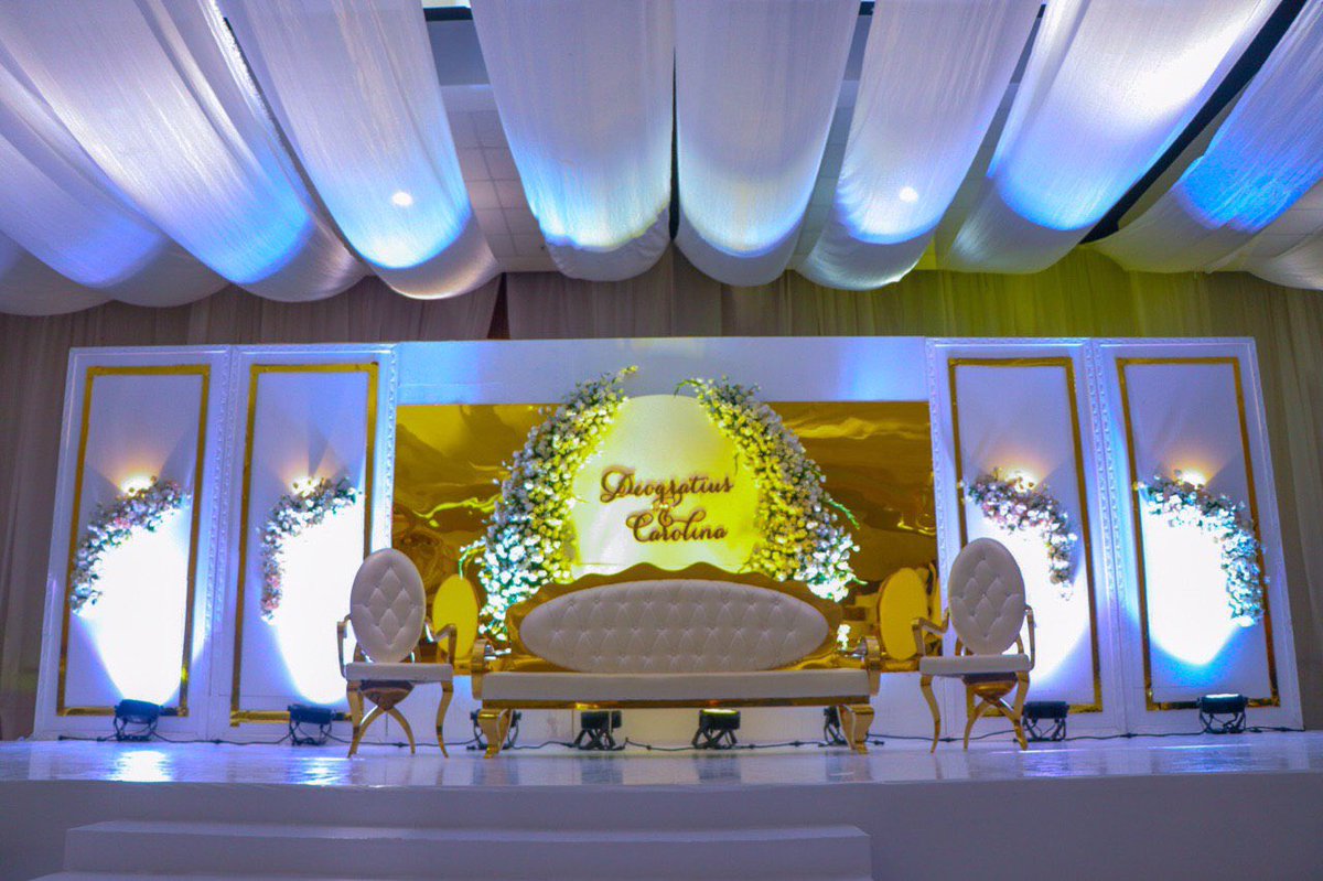 Hugodomingodeco's tweet photo. Congratulations Deogratius &amp; Carolina 
#24karat #goldsetup #decor https://t.co/1vIgyiRkjf