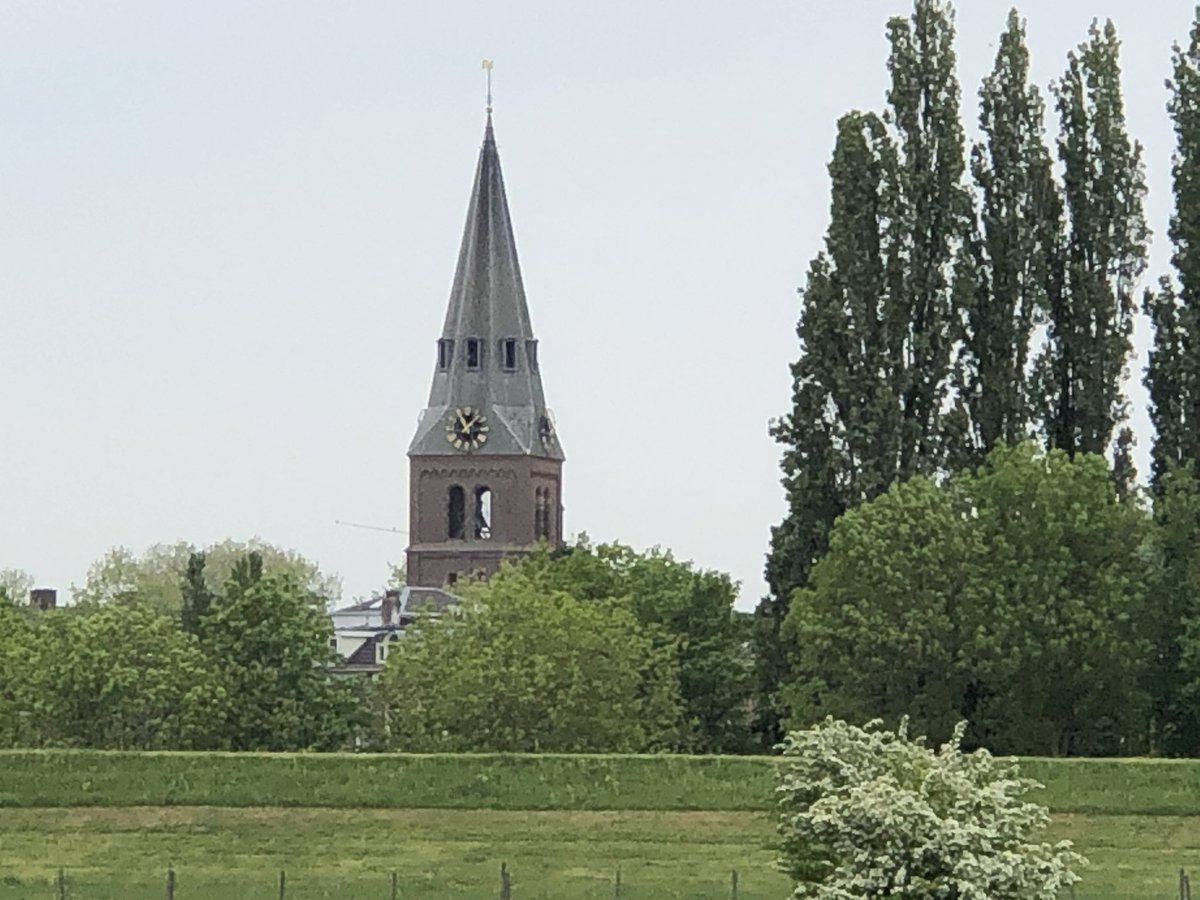 Gjin_Ceca's tweet photo. Een kijkje in de #kerktoren van #Wageningen vanuit de #Reijn https://t.co/Dq90zpa2z3