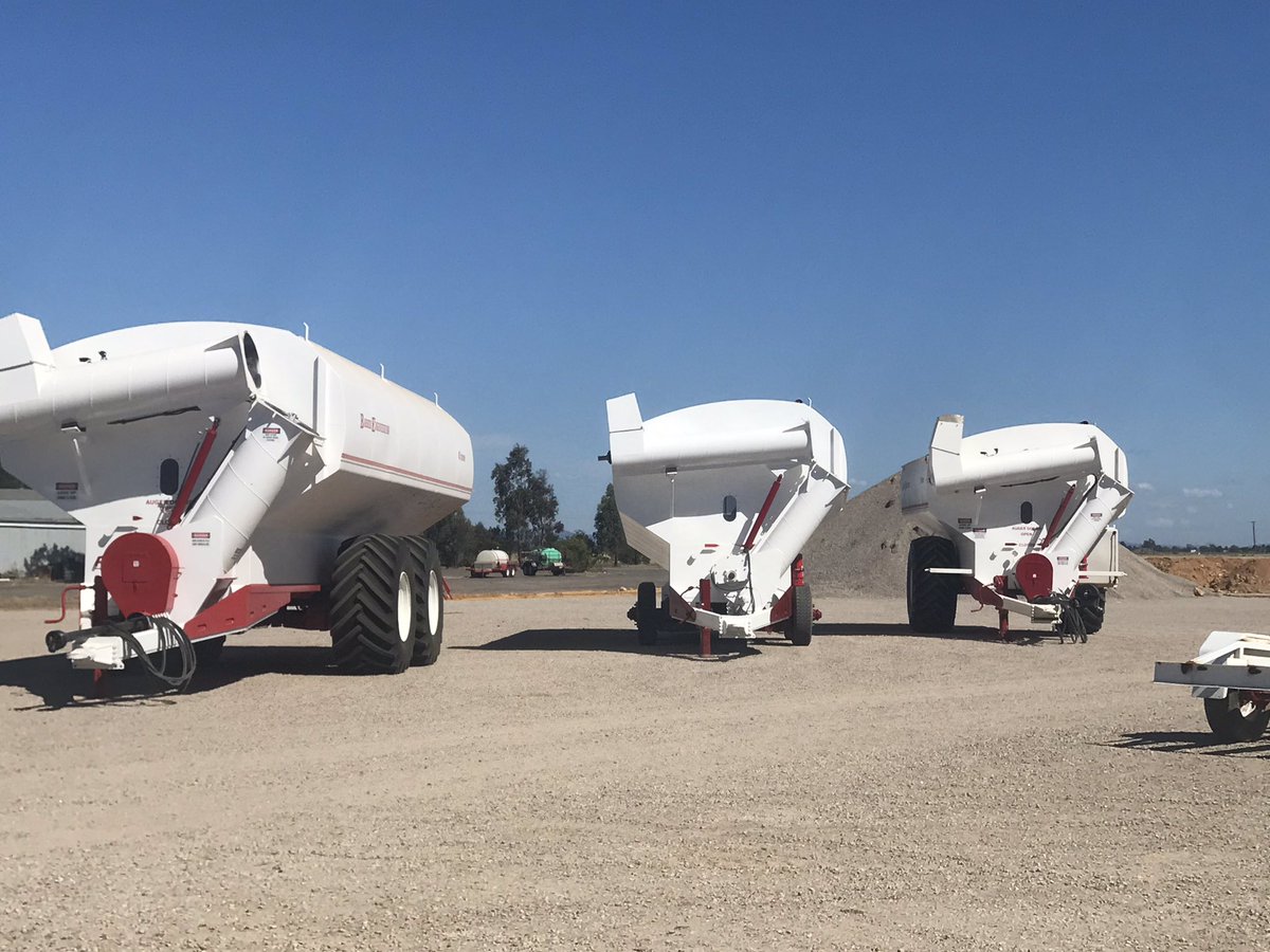 BARBER ENGINEERING has a position available for a Painter/Blaster call Glenn 0427811240 for details