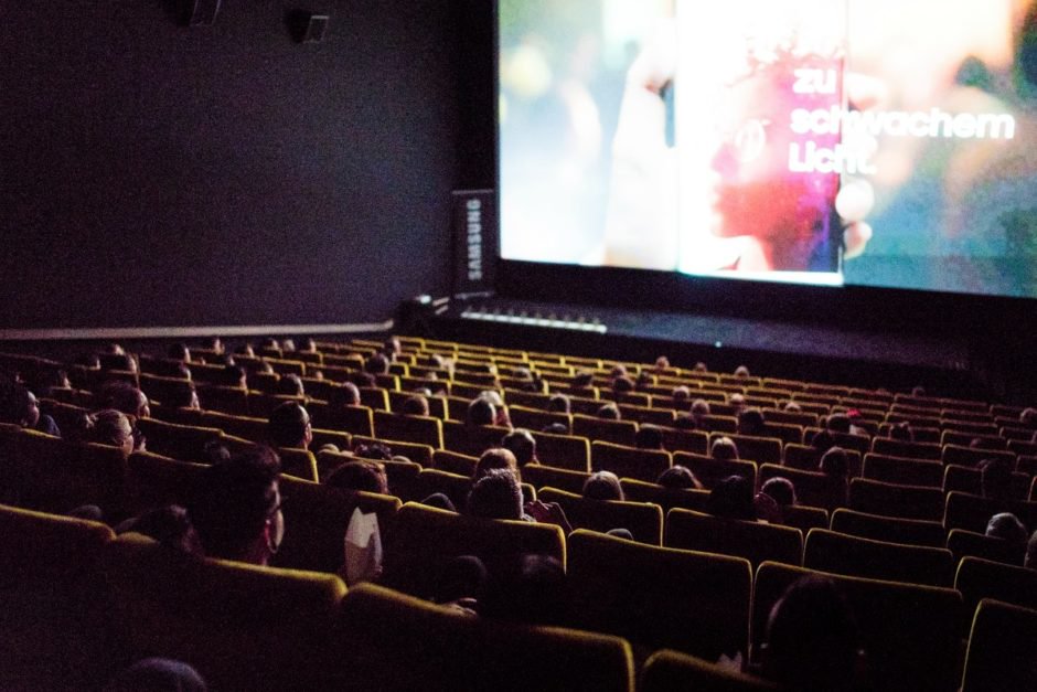 MaximumCinema's tweet photo. Bereits zum 5. Mal zeigt das @momofilmfest  am 11. &amp; 12.5. im @kosmoszuerich die besten #Smartphone-#Kurzfilme. Was hinter dem Konzept des #Festivals steckt und was ihr auf keinen Fall verpassen dürft, lest ihr in unserer Preview: https://t.co/uxNC1wrRvC #MobileMotion #MoMo https://t.co/yjEfVUcw6t