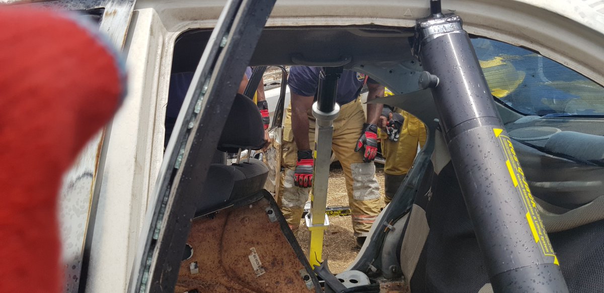 Excellent training day with <a href="/bajanfire/">Bajan Fire Fighters</a> in #Barbados. Cris Pasto ( <a href="/ResQJack/">Res-Q-Jack®</a> ) oversaw training at <a href="/Angloco/">Angloco</a>  Training Event, Arch Hall Fire Training Academy

Event was huge success, with Res-Q-Jack #struts and #jacks proving why they're the market leader in #VehicleStabilization !