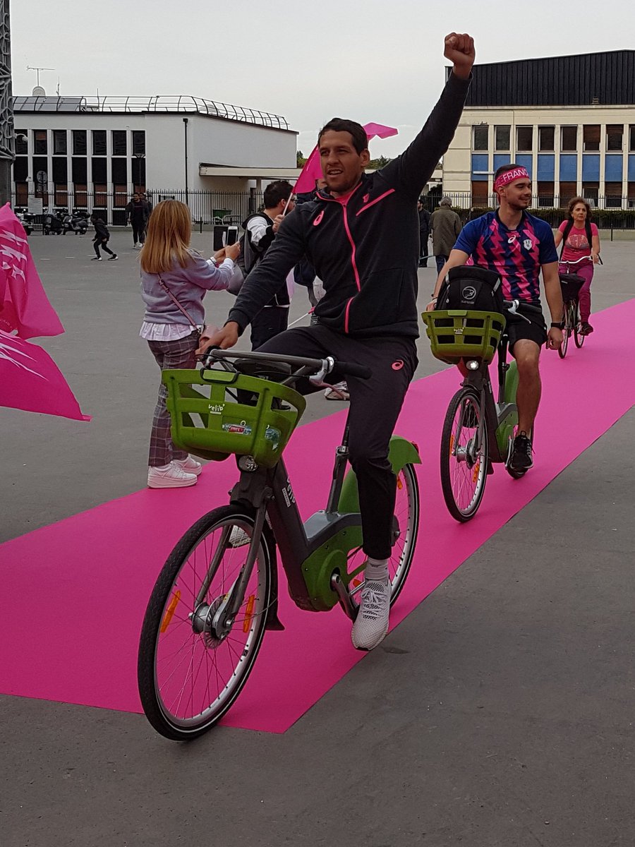 vincent_pssfg's tweet photo. #SFParis #PinkRide @SFParisRugby https://t.co/14HXqTvC8i