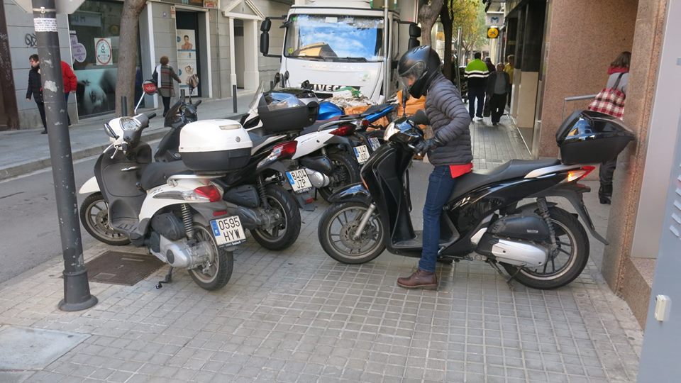 Barcelona Camina #RecuperemLaCiutat tweet media