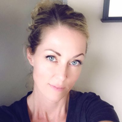 SUuZ tweet media