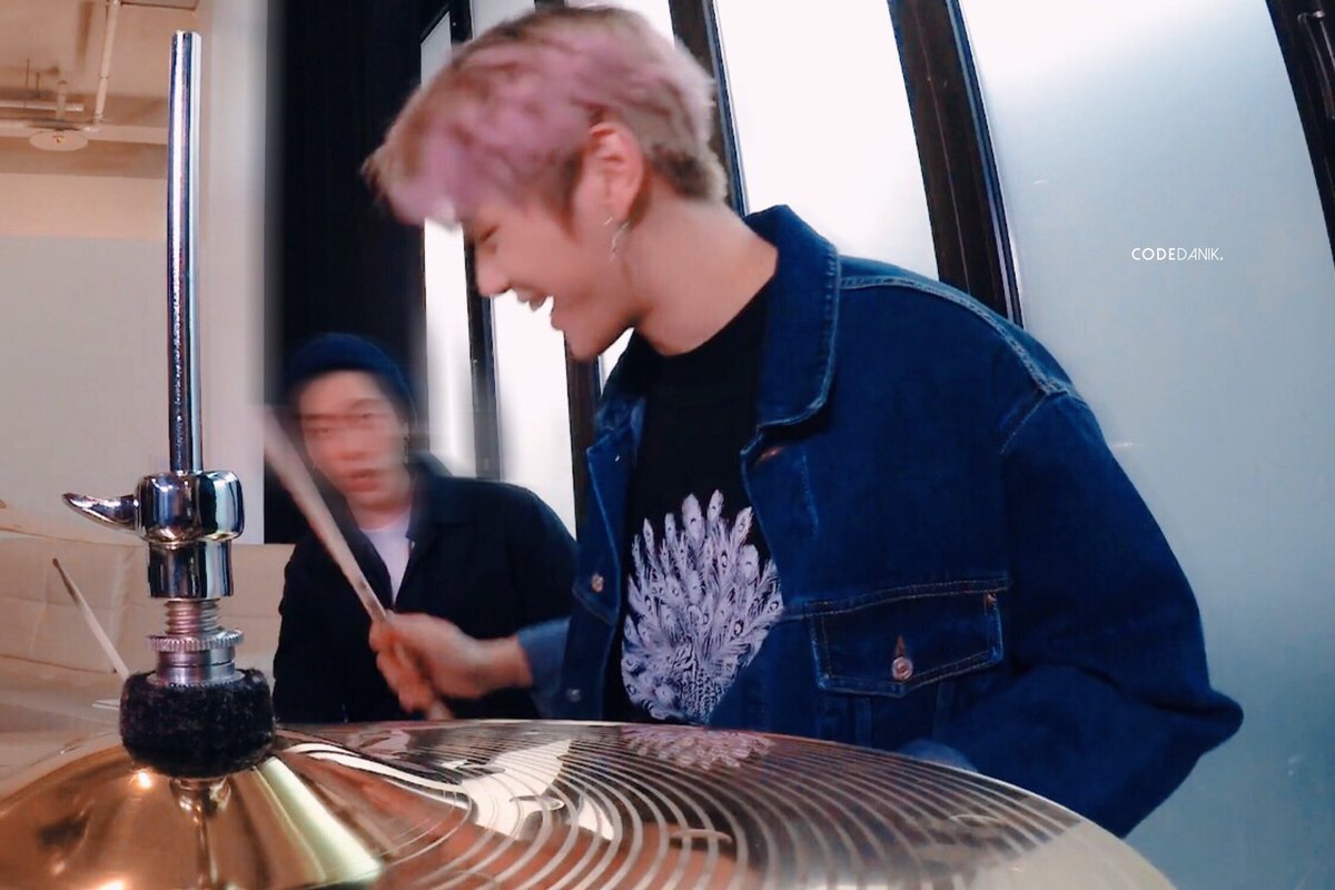 CodeDaniK's tweet photo. ㅠㅠㅠ 너무 귀여워🥁🥁🥁

#강다니엘 #kangdaniel #カンダニエル #คังแดเนียล #姜丹尼尔 https://t.co/SLpQEtE3A5