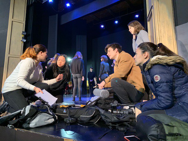 iesmoisesbroggi's tweet photo. El 24 de maig l'alumnat de 1r de Batxillerat presentarà al @MACBA_Barcelona el projecte #Teentopia (assignatura d'anglès) fet amb la col·laboració de l'educador Jack Young
https://t.co/cbgkINFfVJ https://t.co/9kQnQ3Yxjr