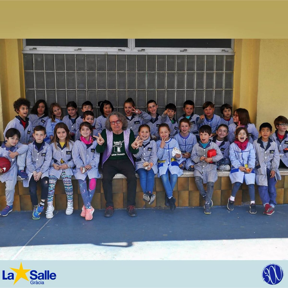 Avui us volem presentar el Gam Tarrés, un mag genial que ens ha visitat en diverses ocasions i ha deixat bocabadades a les classes d'infantil i 1r cicle de primària!
Moltes gràcies per tanta màgia, Albert Serrat Sallent!
#SomLaSalle #300LaSalle #GamTarres #Magia #magiadeprop