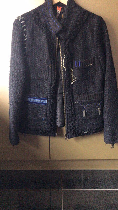 AAboutInterior's tweet photo. Dealwaarschuwing! Koop mijn Desigual op #Vinted! Maat XL / 42 / 14 voor 35,00 €: https://t.co/uFaIpAuPIl